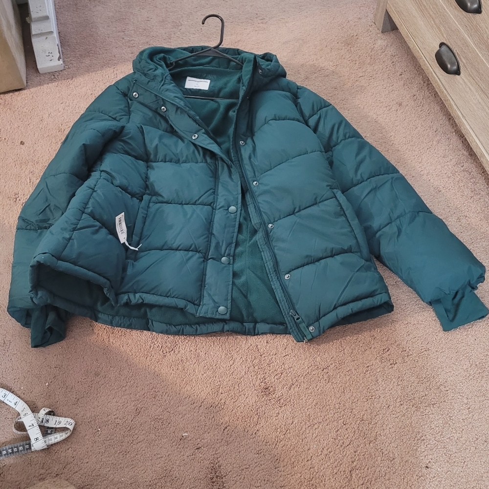 Amazon Essentials Green Puffer Jacket - image 3